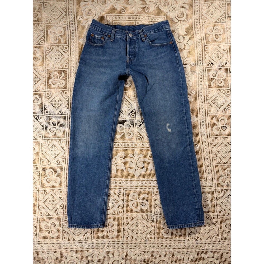 Women's Levi's 501 straight leg jeans with button fly & small distress W25 L32